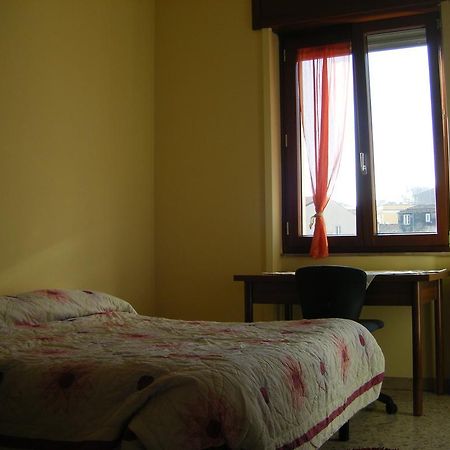 Room In Via Larino 16 Campobasso Kültér fotó