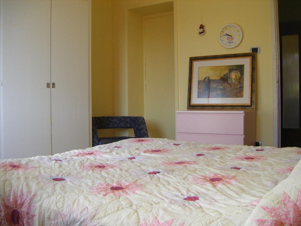 Room In Via Larino 16 Campobasso Kültér fotó